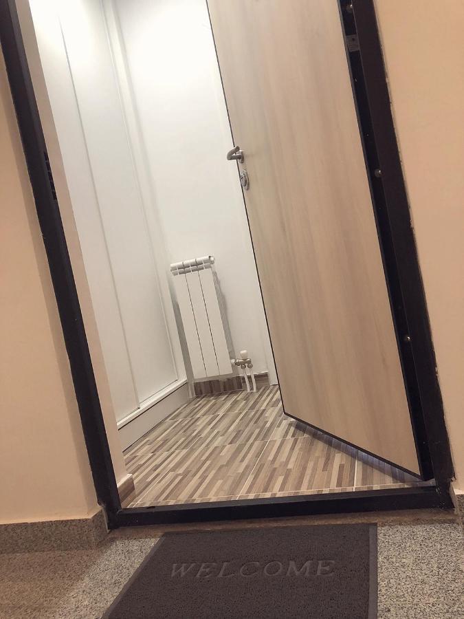 Apartman Victoria Lukavica Екстер'єр фото