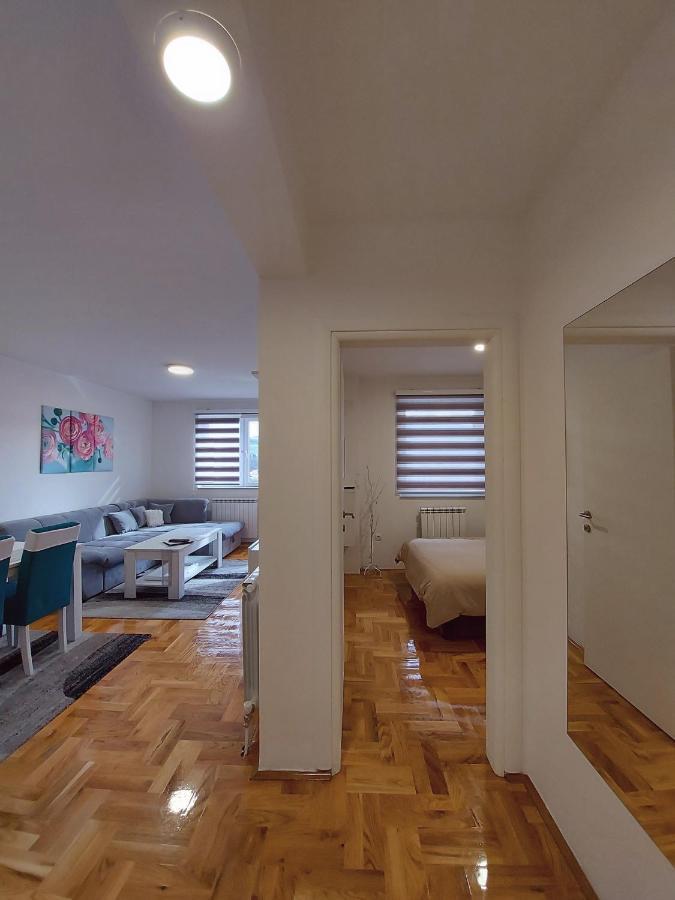 Apartman Victoria Lukavica Екстер'єр фото