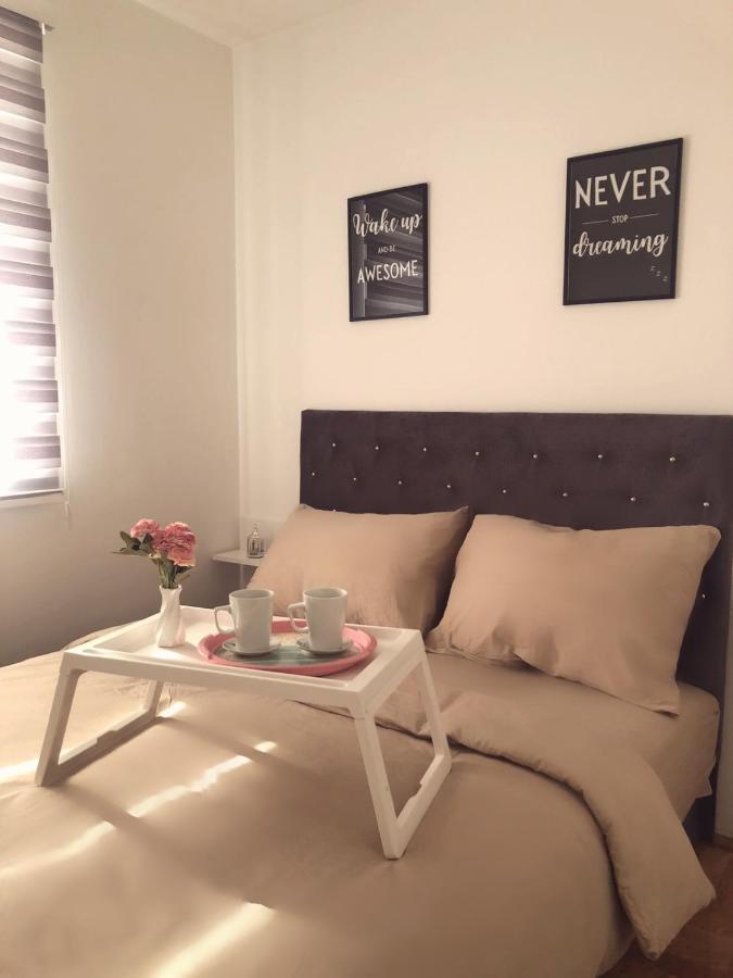 Apartman Victoria Lukavica Екстер'єр фото