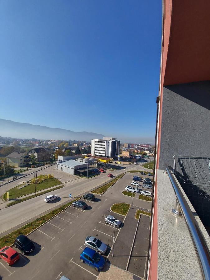 Apartman Victoria Lukavica Екстер'єр фото